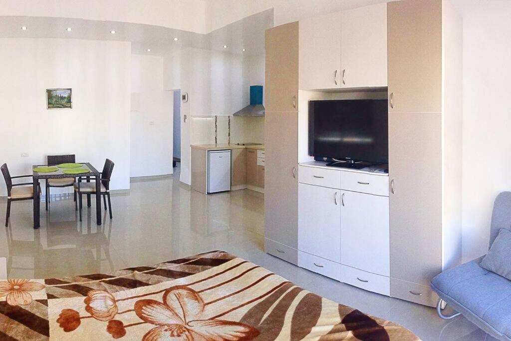 Bat Galim - Luxury Apartment By The Sea Χάιφα Εξωτερικό φωτογραφία